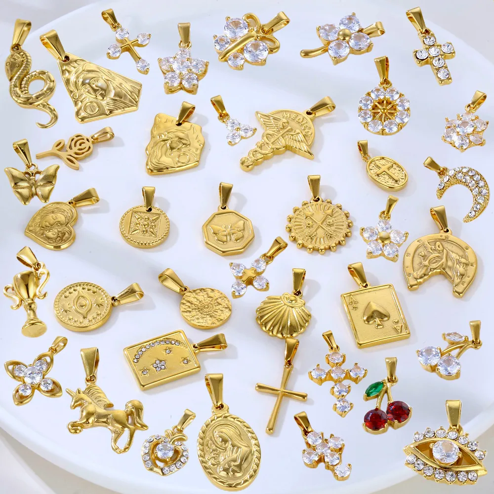 Custom Wholesale 18K Jesus Mary Medusa Cross Puppy Animals Charm for Necklace New Design Stainless Steel Gold Pendant Jewelry