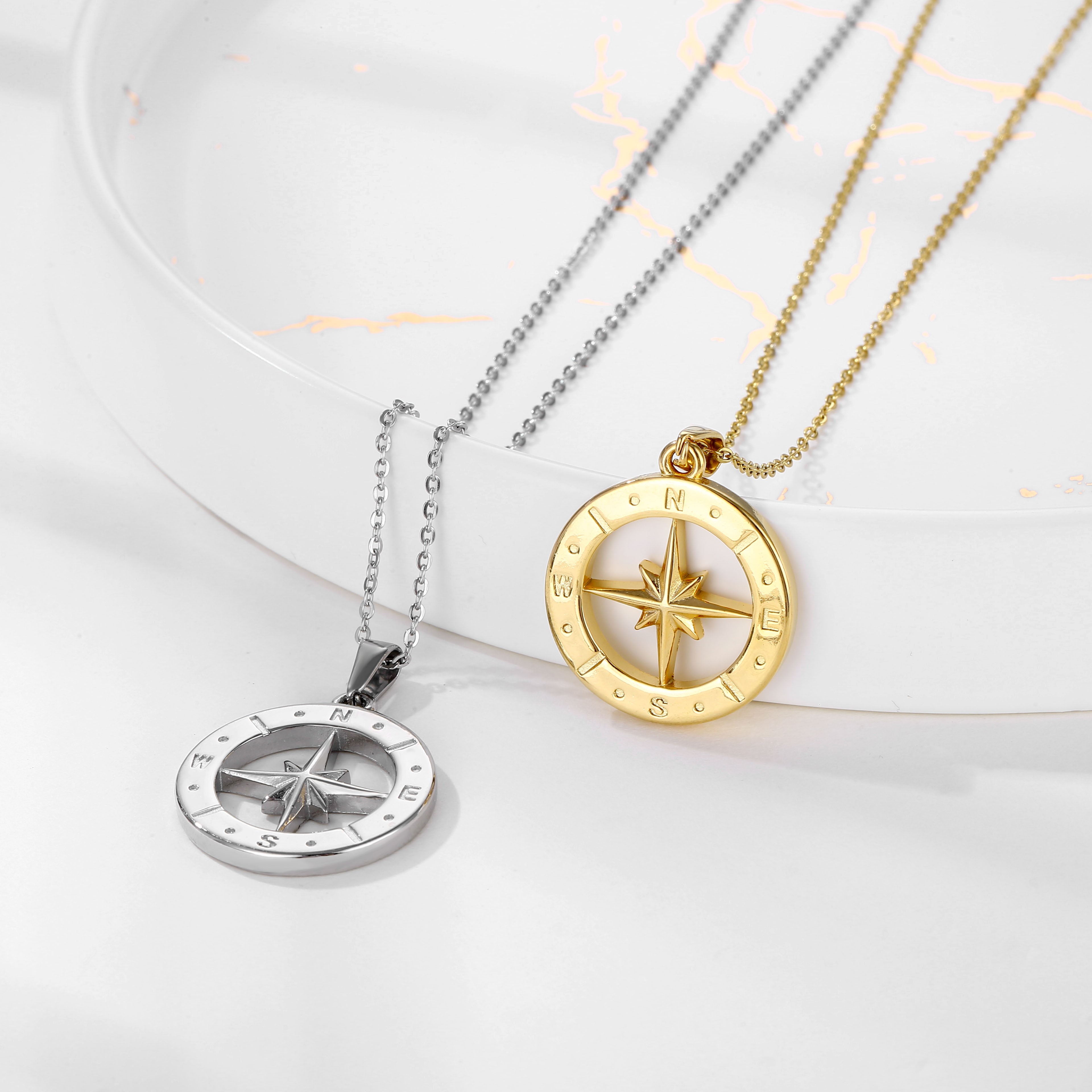 2024  New Style Real Gold Plating Round Pendant Necklace Stainless Steel Joyeria De Moda Compass Pendant Necklace