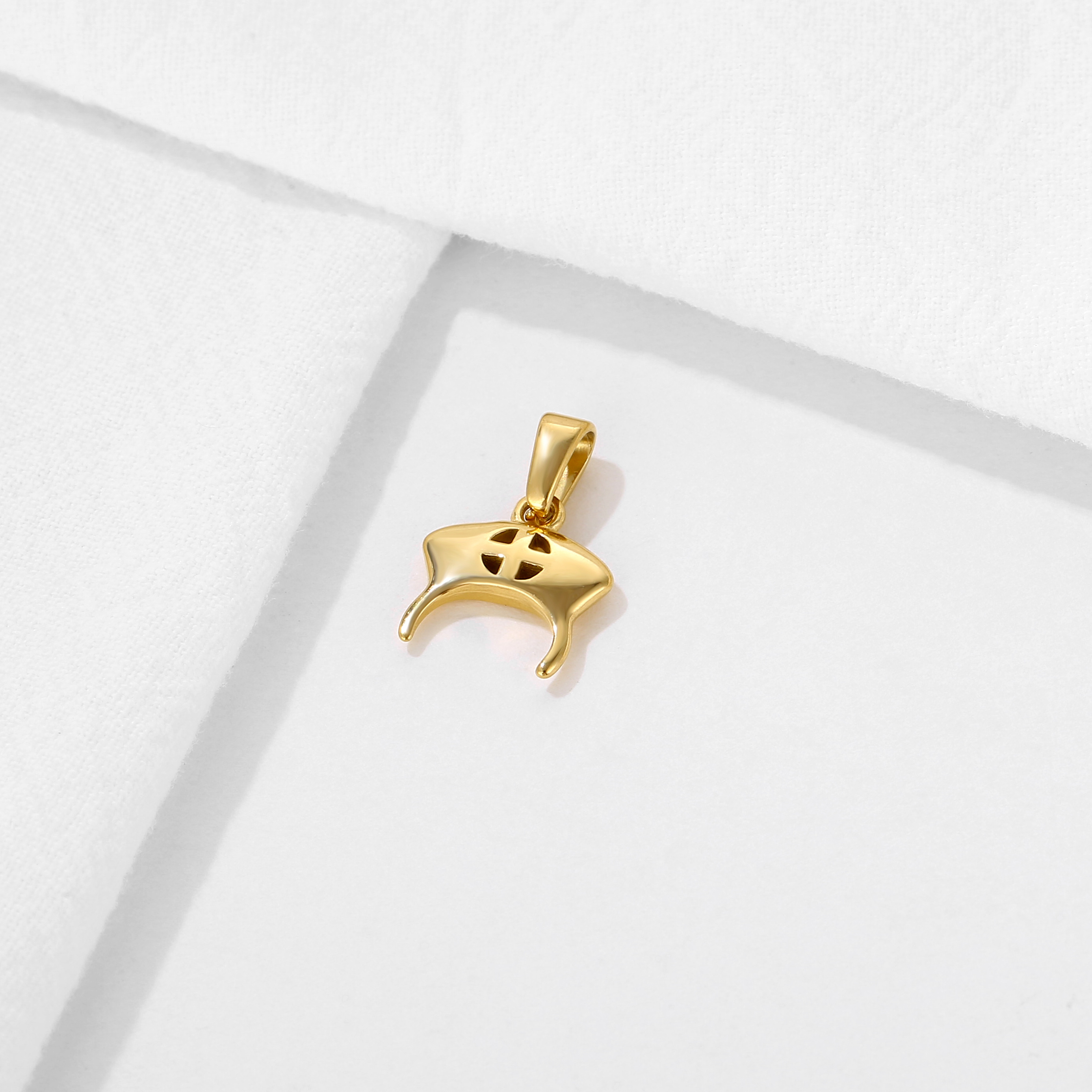 In Stock 18K Gold Plated Pendant Jewelry Custom Brand LOGO Charms Stainless Steel Animal Cross Dog Unicorn Pendant for Women Men