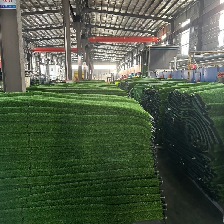 Factory price outdoor pet carpet artificial turf artificial grass for dogs