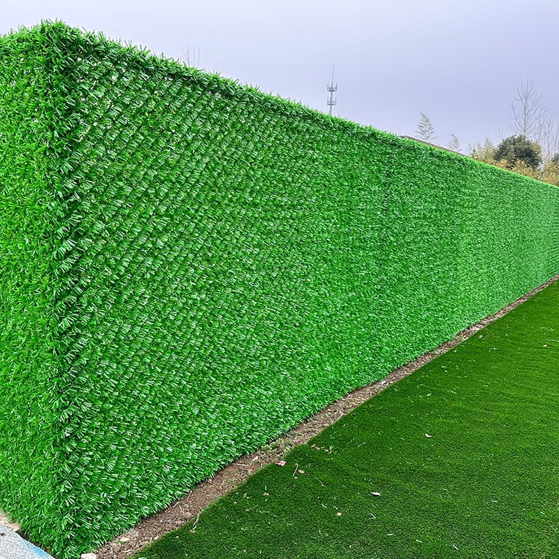 Artificial grass walls are used indoors and outdoors,3-year UV protection and is flame retardant for safer, more durable use.