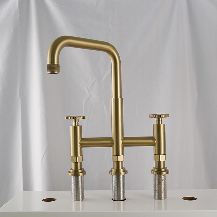 European Heritage Brushed Gold Stainless Steel 304 Kitchen Sink Faucets 4 Hole double Handle Bridge Kitchen Faucet with Sprayer