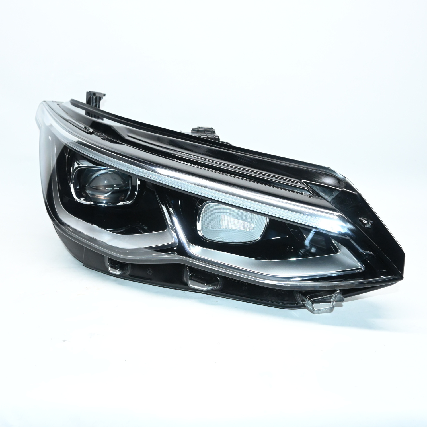 For Volkswagen Golf 8 LED Headlight Original Disassembly Car lights LED Headlight Supplier Direct Sales 2021-2023