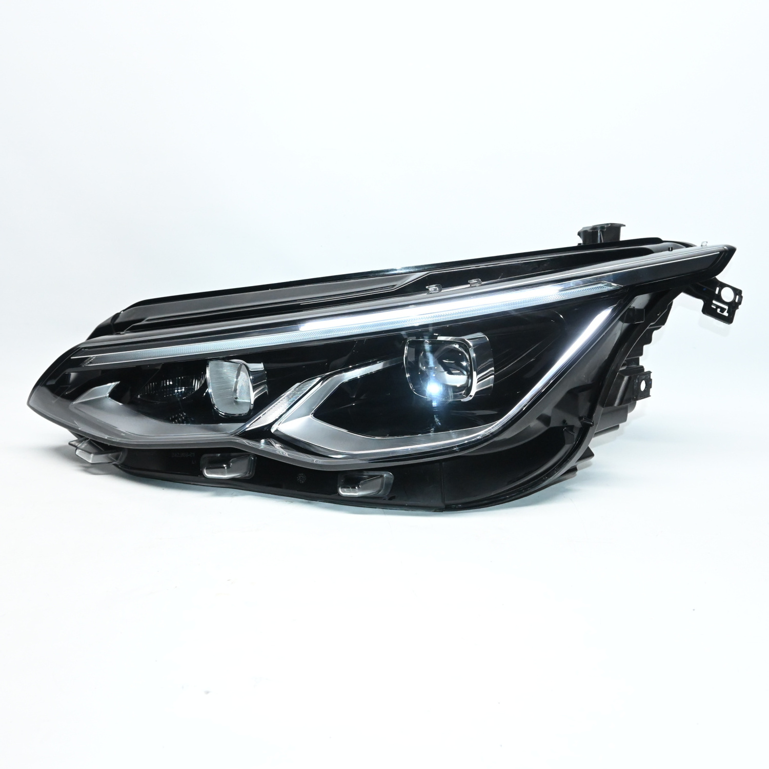 For Volkswagen Golf 8 LED Headlight Original Disassembly Car lights LED Headlight Supplier Direct Sales 2021-2023