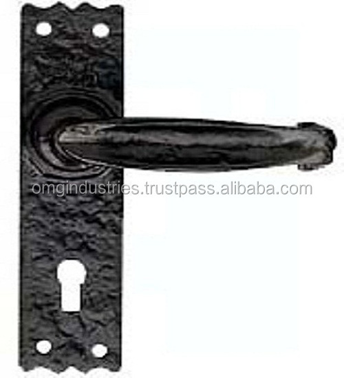 Cast Iron Black Lever Lock on Plate Door Handle