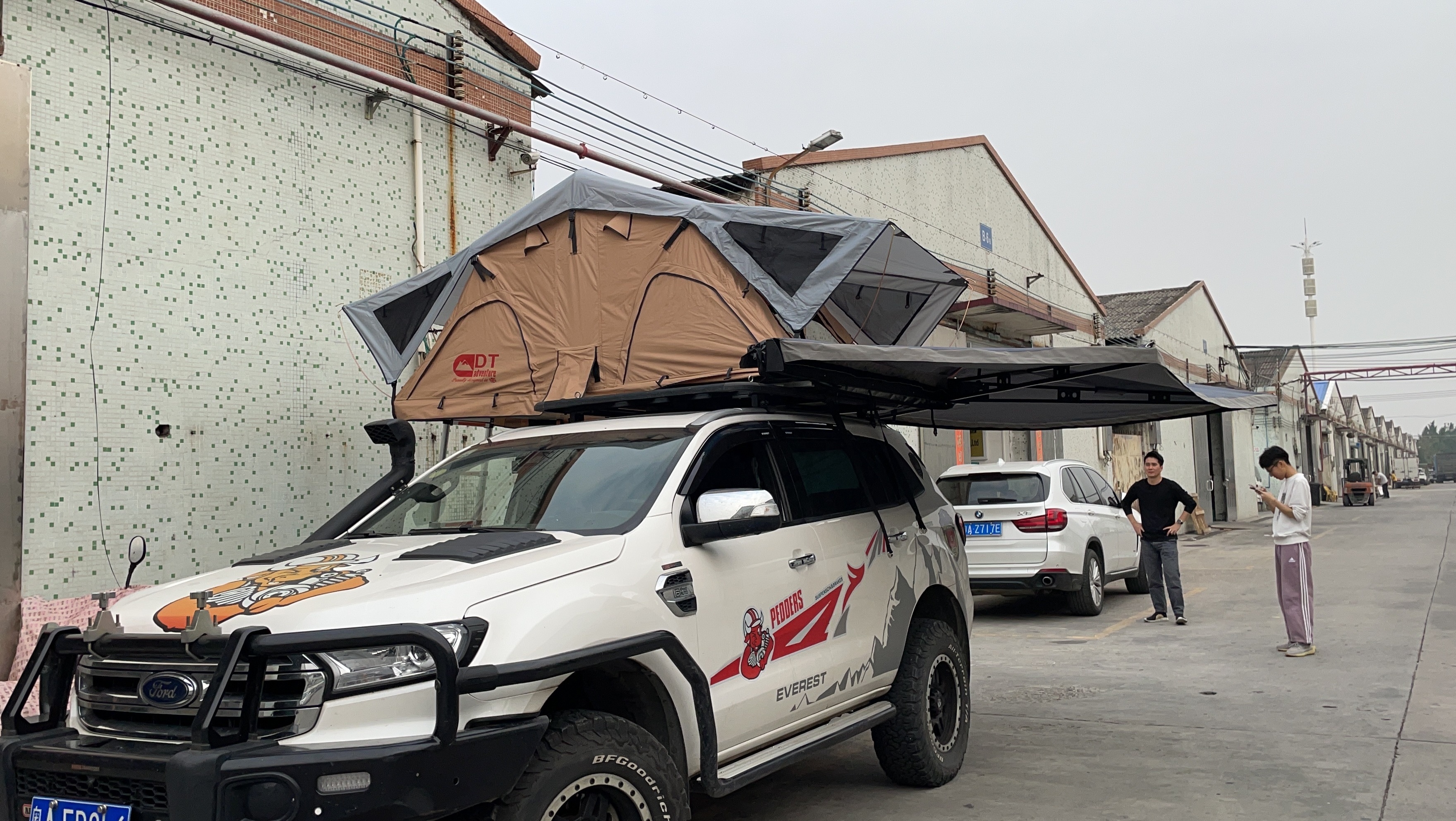 Top sponsor listing Best roof top tent vehicle side awning car trailer roof top tent 2-4 person tent