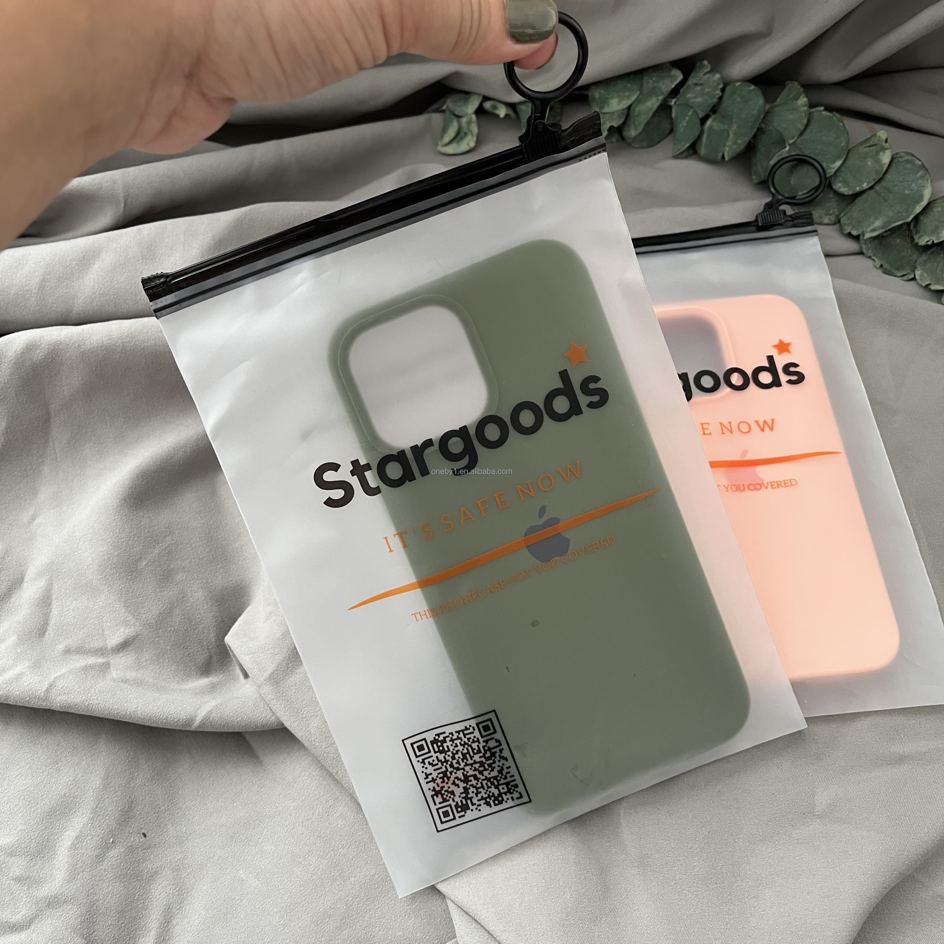 Custom frosted PVC/EVA  black logo printed plastic zipper bag with ring for phone case IPhone 13 accessories zip lock pouch