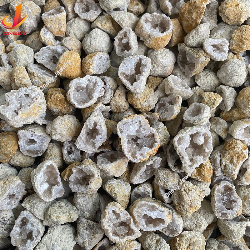 Crystals wholesale bulk Natural Quartz semi-precious crafts white druzy rough geode stone and crystal Geode For healing