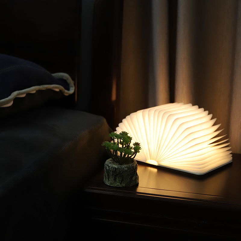 Novelty  Accordion Desk Night Light Folding Luminescent Pu Leather  Led Paper Lantern Usb Rechargeable Book Shaped Lamp