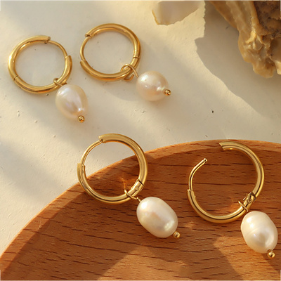 Wholesale Women Fashion Stainless Steel Jewelry Drop Gold Plated Huggies Hoop Fresh Water Pearl Earrings