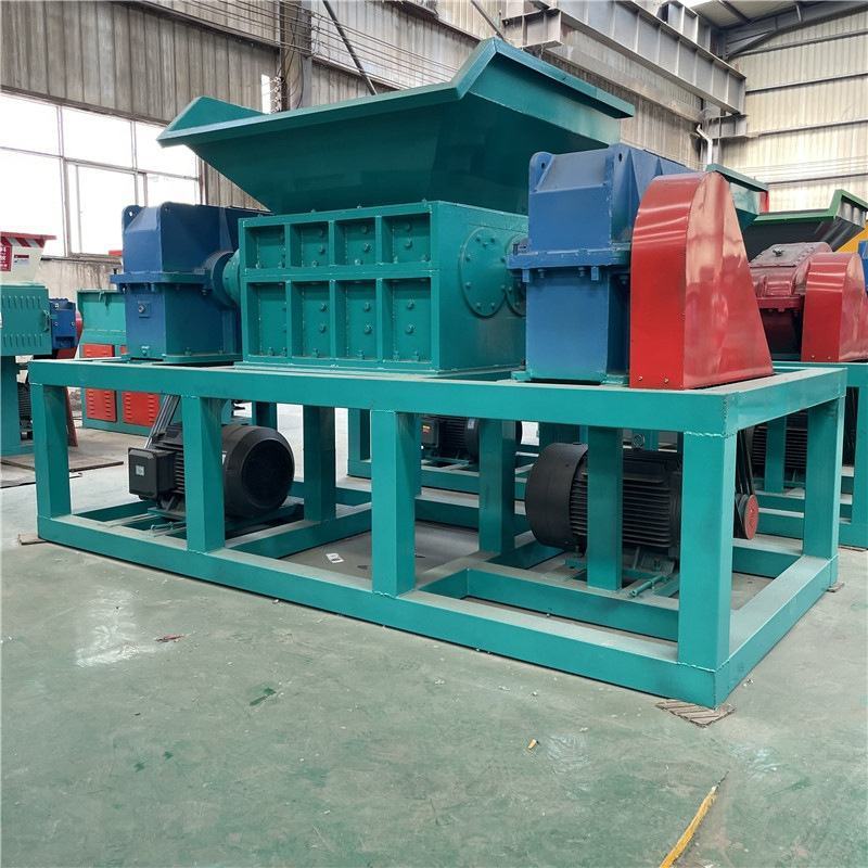 Automatic  Metal Shredder Machine Waste Truck Tyre Rubber Plastic Recycling Double Shaft Machine Tire Shredder