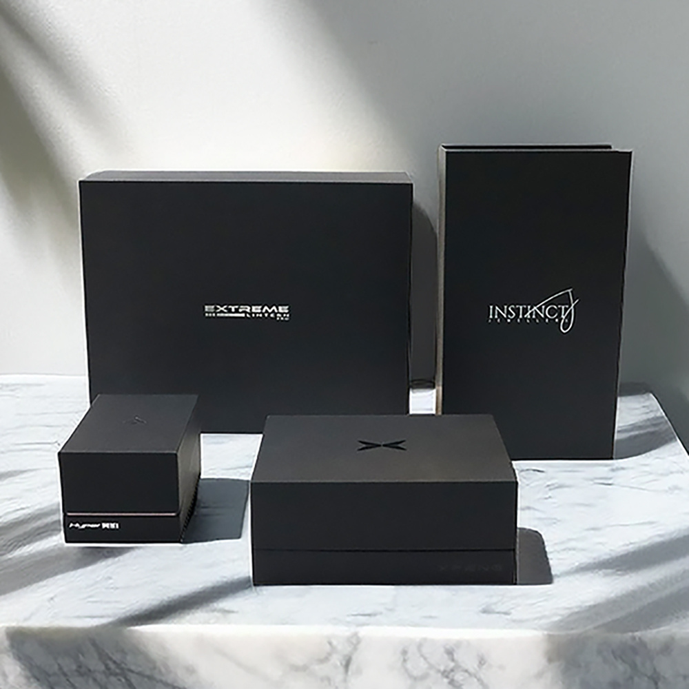 Custom Luxury Black Packaging with Magnetic Box Style Rigid Hard Cardboard Gift Box