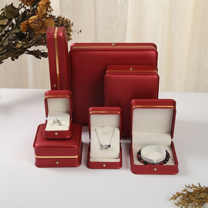 Luxury Quality Gift Case Premium Gold Edge Jewelry Box Gift Box Ring Pendant Bracelet Necklace Pearl Jewelry Package Box