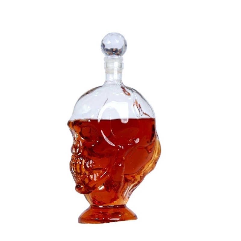 hand made glass decanter skull shaped 1000ml  glass decanter