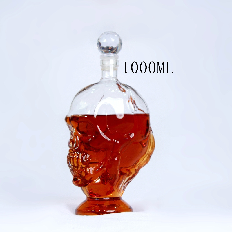 hand made glass decanter skull shaped 1000ml  glass decanter