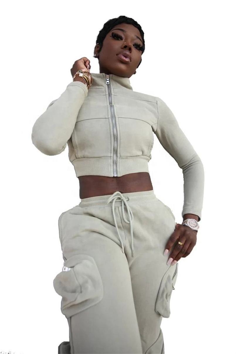 WT Custom Women Cargo Flared Tracksuits Sweatsuits Two Piece Plain Jogging Suit Zip Up Crop Top Hoodie And Jogger Sweatpants Set