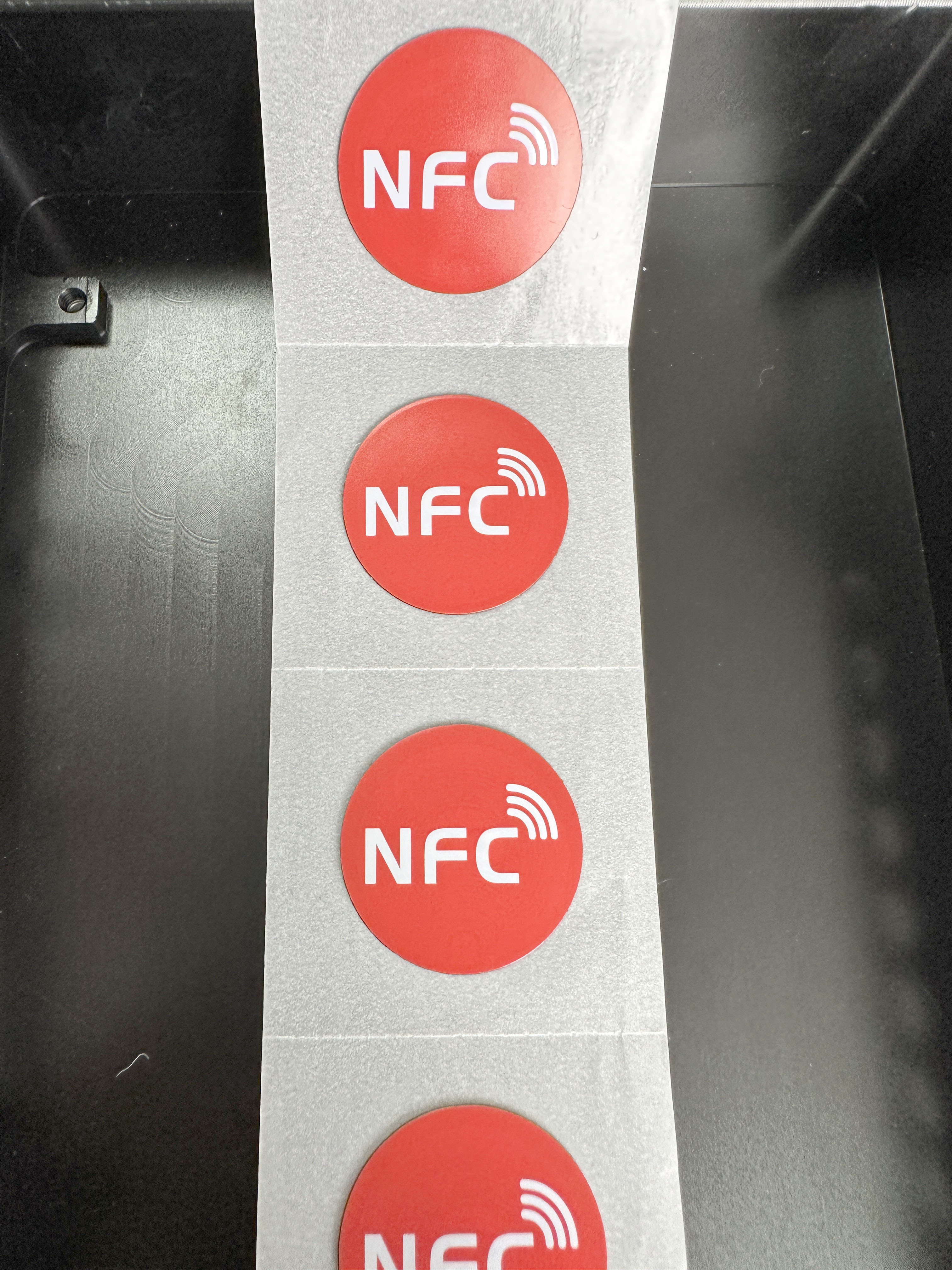 NFC sticker protocol iso14443a tag 13.56MHz nfc chip NTAG215