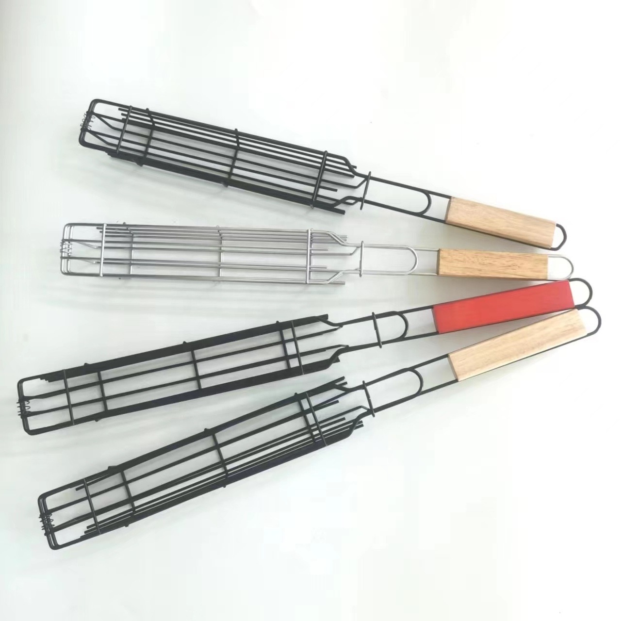 New Metal Stainless Steel Outdoor Barbecue Grill Utensil Kitchen Tools Wooden Handle Barbecue Gadget Cage bbq Tool Corn Holder