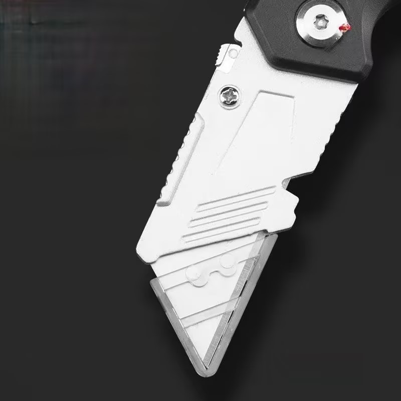 High quality factory direct sales retractable folding wallpaper knife Box cutter Trapezoidal horn blade suitable for decoration