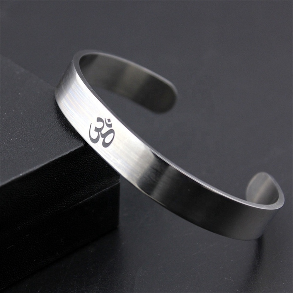 Ouj Custom Stainless Steel Men Bracelet Name Engraved Saudi Arabia Arabic Letter Isalmic Muslim Vintage Silver Matte Bracelet