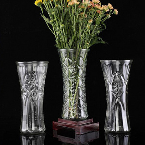 Factory Supplies Cheap Flower Pattern Embossed Clear Flower Glass Vase For Home And Hotel Decoration