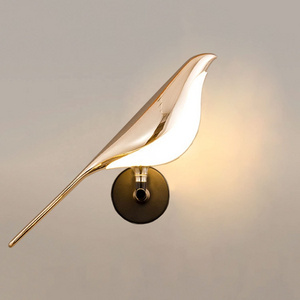 Modern Animal Bird Wall Lamp Bedroom Bedside Living room Hotel Rotatable Adjustable Art Deco Bird Lamp Interior LED Wall Light