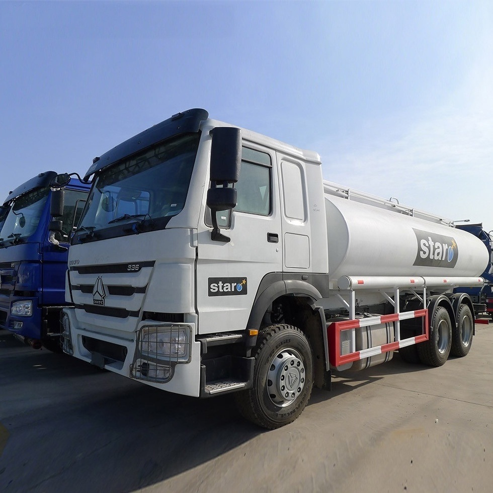 Carrier Sprinkler Tank Truck With Good Price Heavy Duty Water Tank Truck