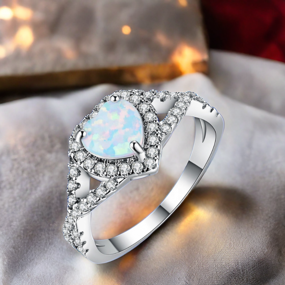 High Quality Exquisite Luxury Women's Love Heart Shaped Fire Opal Ring European American Sterling Silver S925 with White Gem