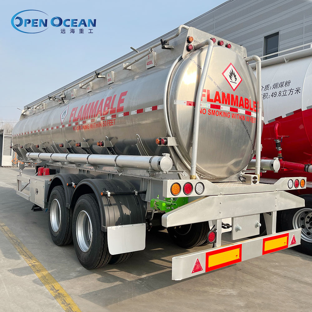 Capacity Fuel Dispenser Truck 40000L 42000lL Fuel Tanker Truck Refuelling Truck For Oil Transportation