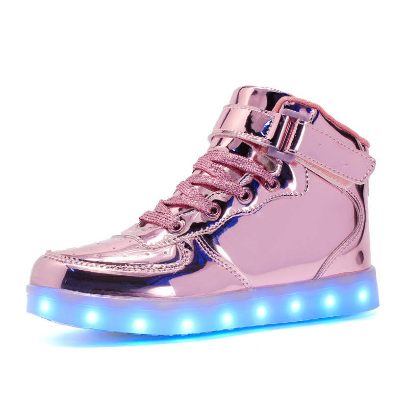 Wholesale High Top Top Casual Led Light Up Sport Board Shoes Men And Kids Sport Shoes Light Shoes Led Sneakers