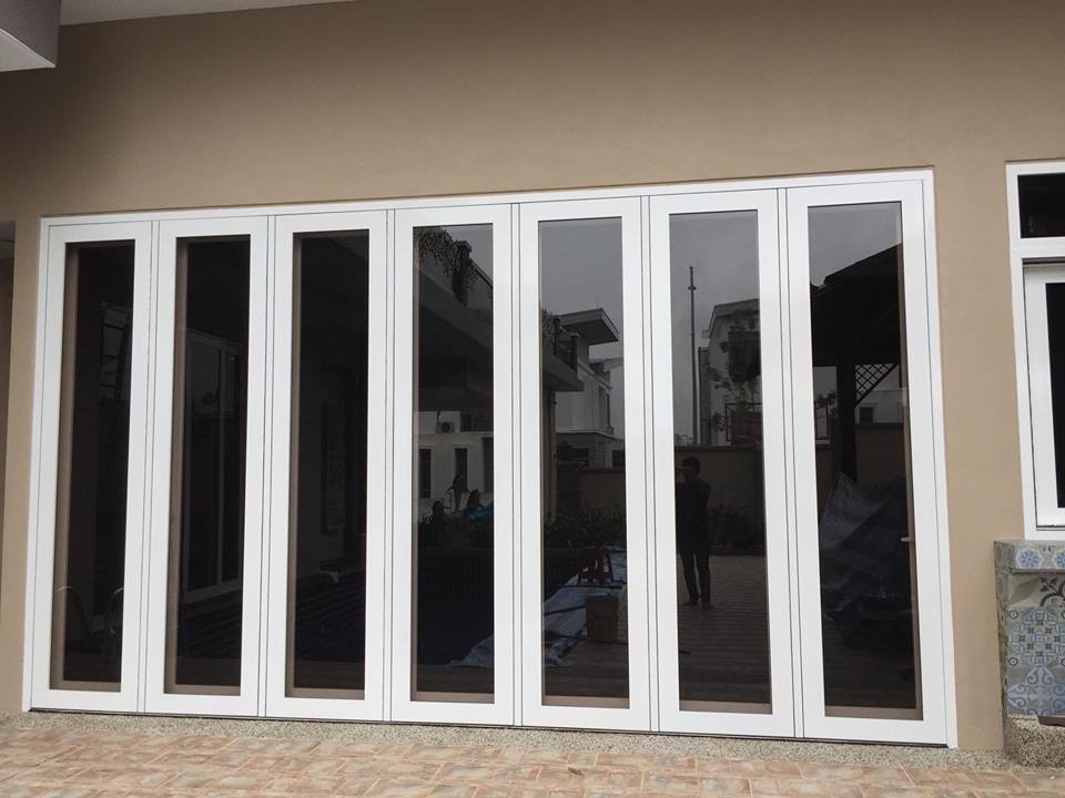 USA Commercial Residential Lowes Glass Transparent Long Aluminum Bi Folding Accordion Bifold Sliding Exterior Door With Locks