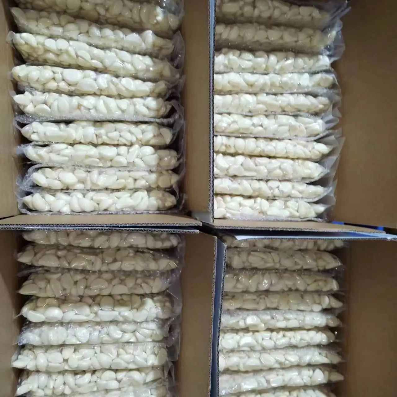 New Chinese wholesale fresh peeled garlic vacuum peeled Garlic in bulk for import/export factory price