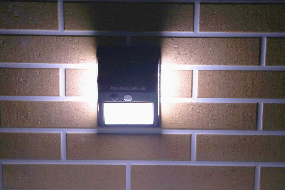 150LEDs Outdoor Motion Sensor Light Motion Sensor Waterproof Garden Battery Operated Wall Sconce Solar LED Light