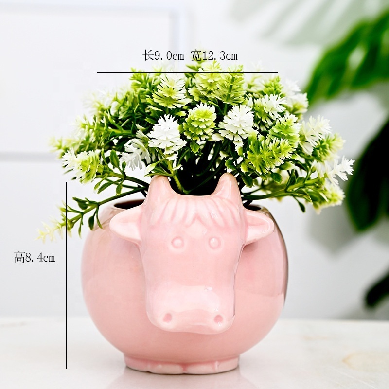 Desktop Small Mini Ceramic Hand-painted Animal Cow Shaped Garden Outdoor Cow Planter Pots & Planters