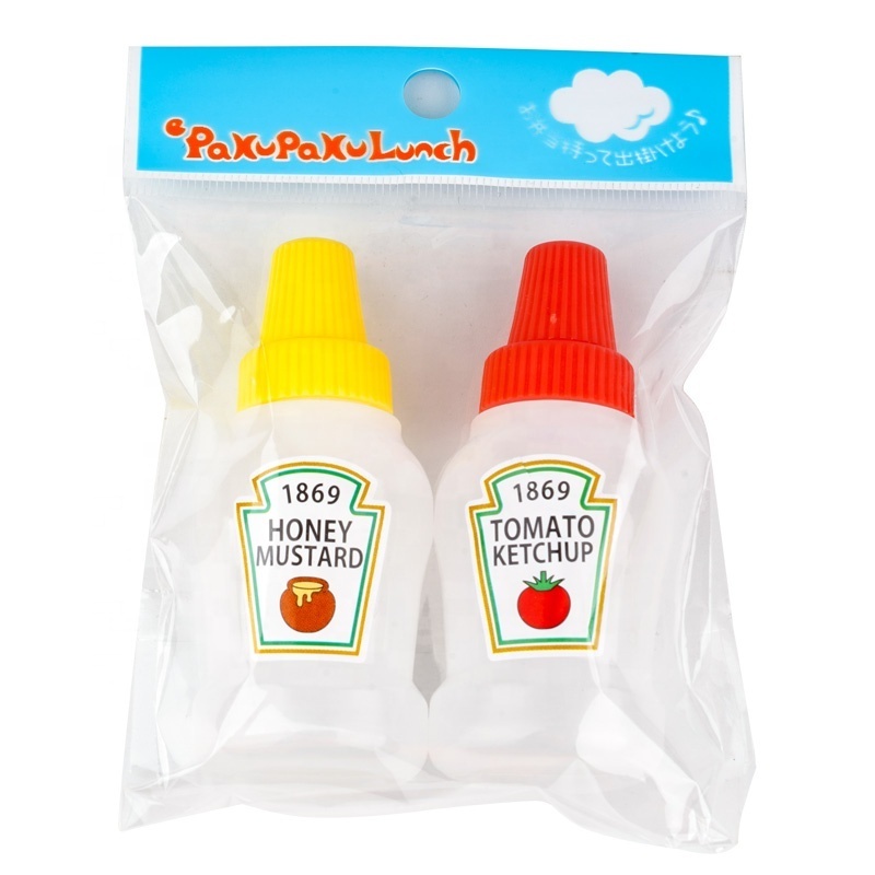 2 pieces mini ketchup sauce bottle  Portable Small Sauce Container Salad Container for Lunch box