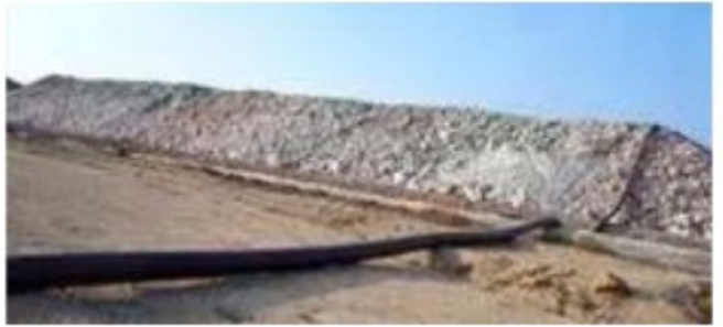 Heap leaching gold or copper heap leaching process