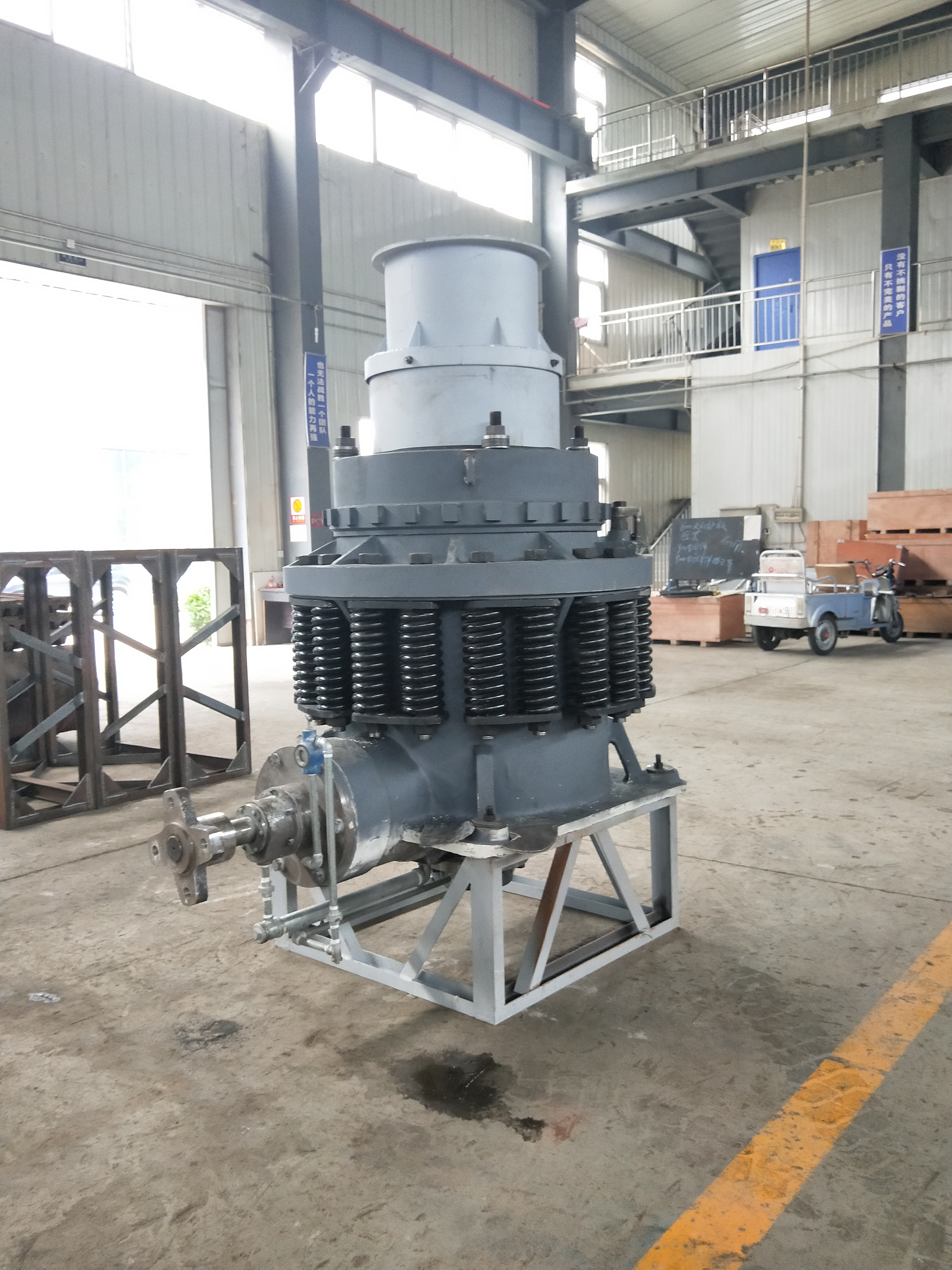 Compact Mobile Cone Stone Crusher for Fine Crushing