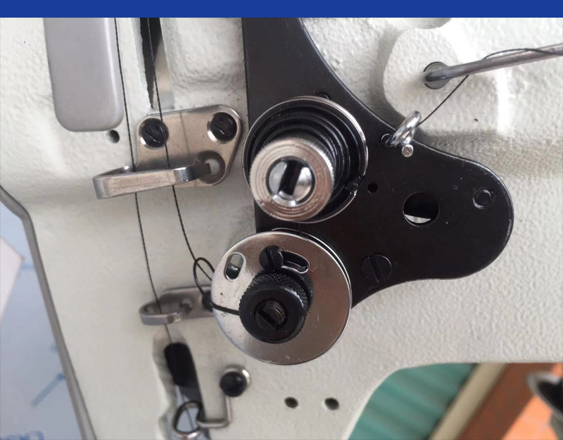 Mattress hemming machine sewing machine