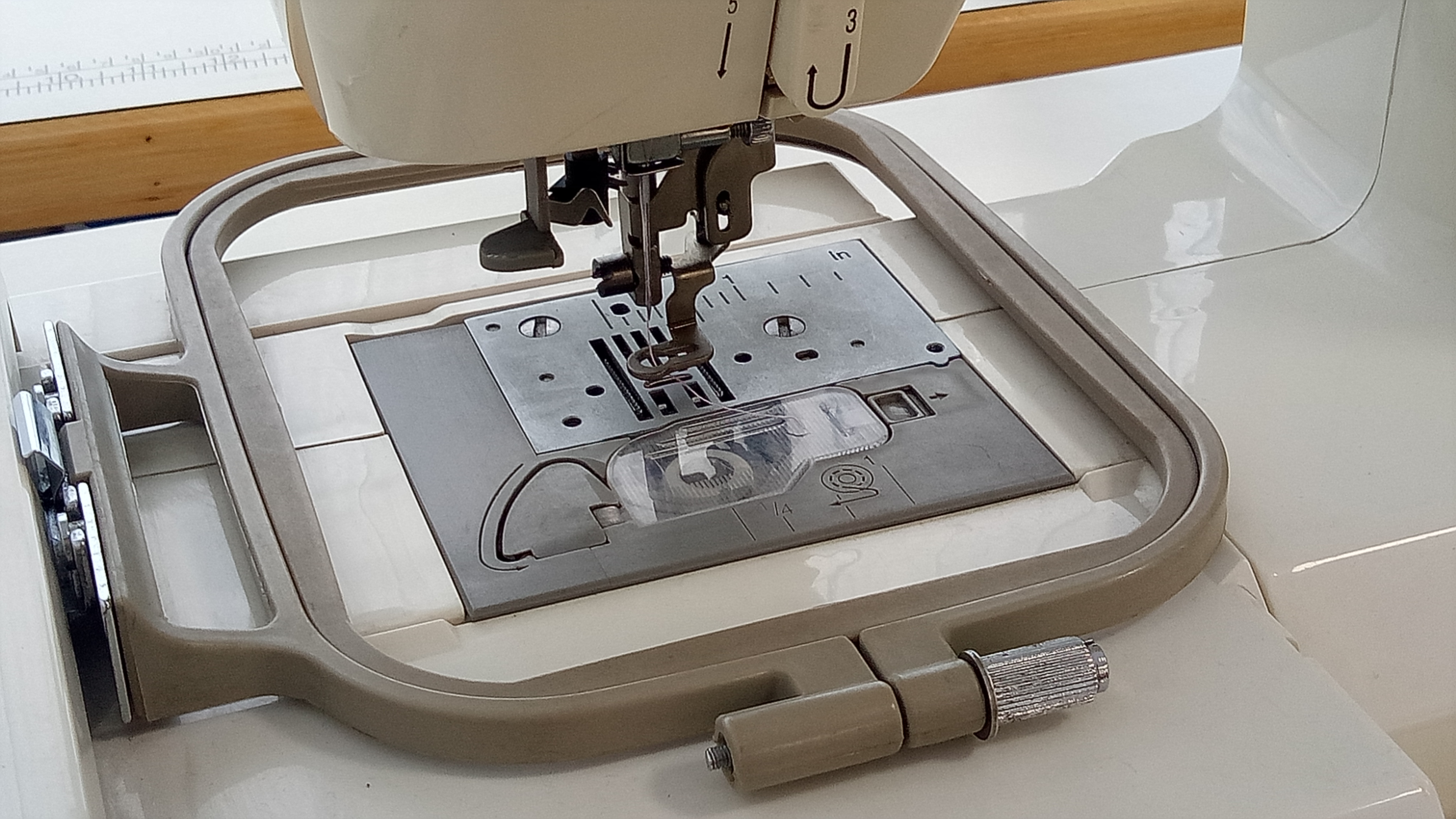 Home embroidery machine Butterfly embroidery machine Embroidery flat sewing machine RN-13520