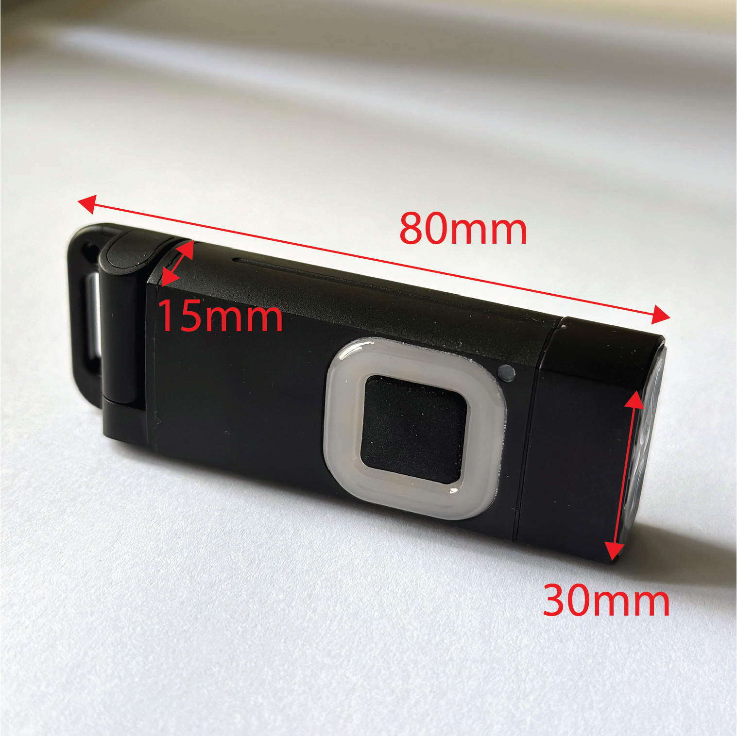 Customization 600lm mini keychain EDC flashlight tail switch torch light for hunting headlamps