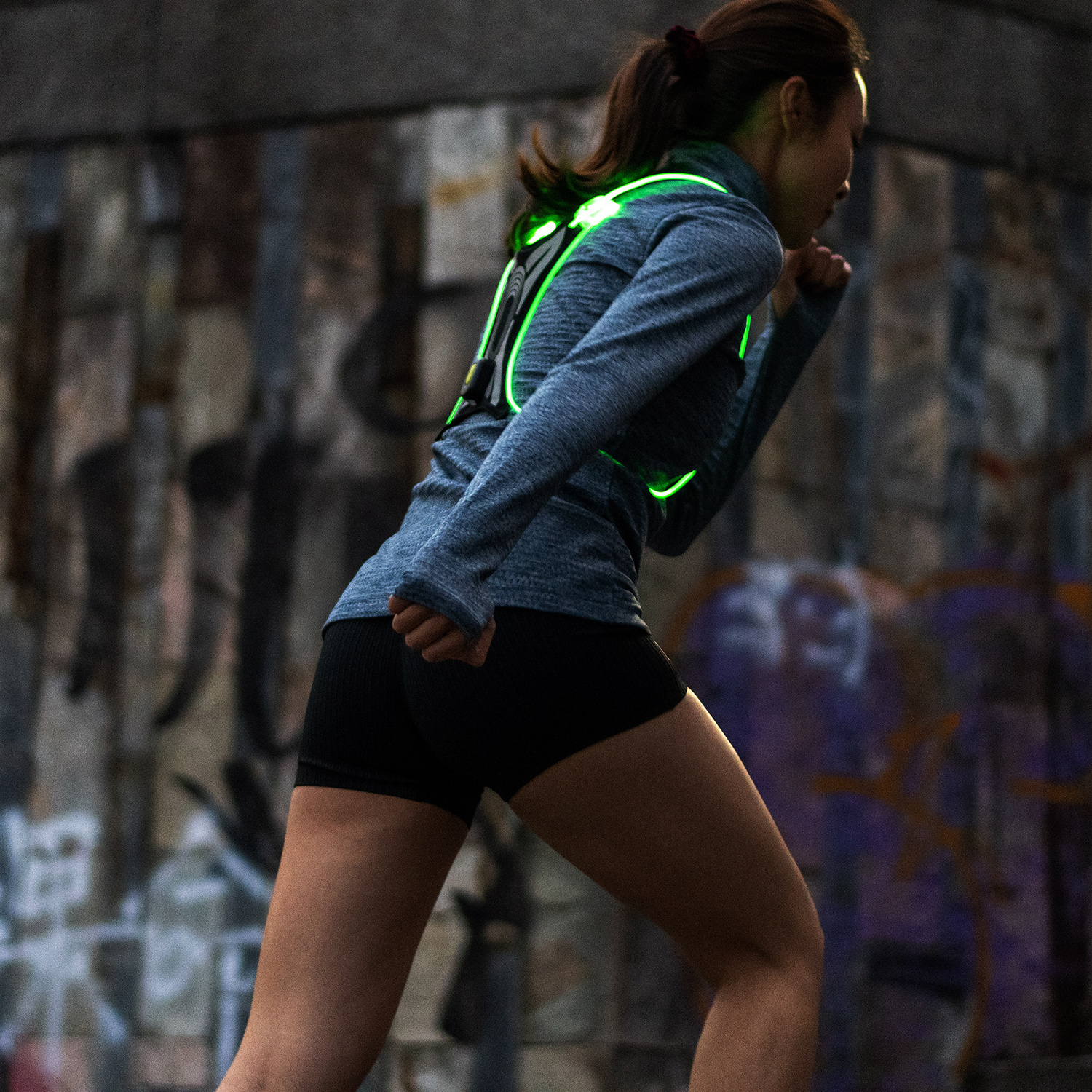 Best 2022 Super Bright Ultra Light USB Flashing Green LED Road Safety Reflective Running Vest Rechargeable