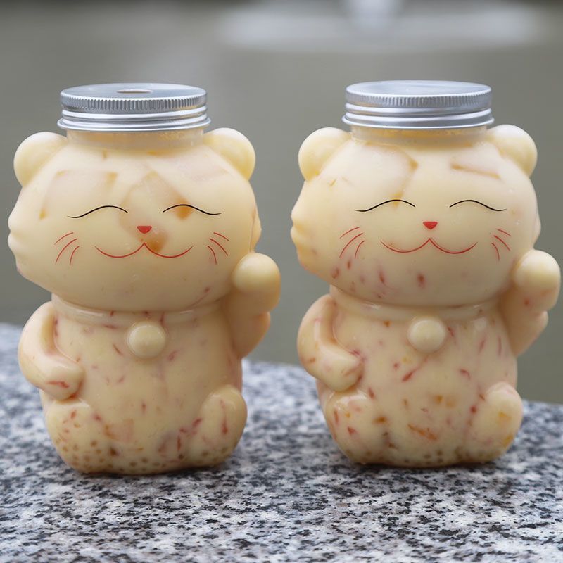 Custom 350ml 500ml Kawaii Animal Cat Shaped Water Bottle Takeout Drink Packaging Container Milk Tea Bubble Boba Tea Cup with Lid