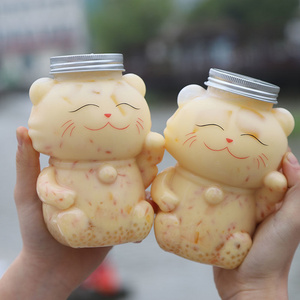 Custom 350ml 500ml Kawaii Animal Cat Shaped Water Bottle Takeout Drink Packaging Container Milk Tea Bubble Boba Tea Cup with Lid