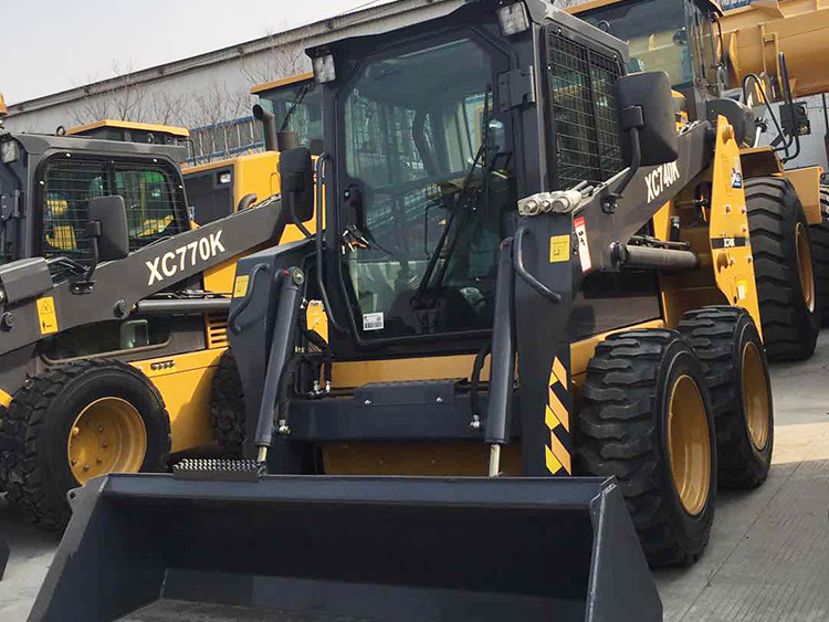 Chinese Brand 0.45cbm Skid Steer Wheel Loader Xc760k Skid Steer Loader XC740K within earthmoving machinery with attachments