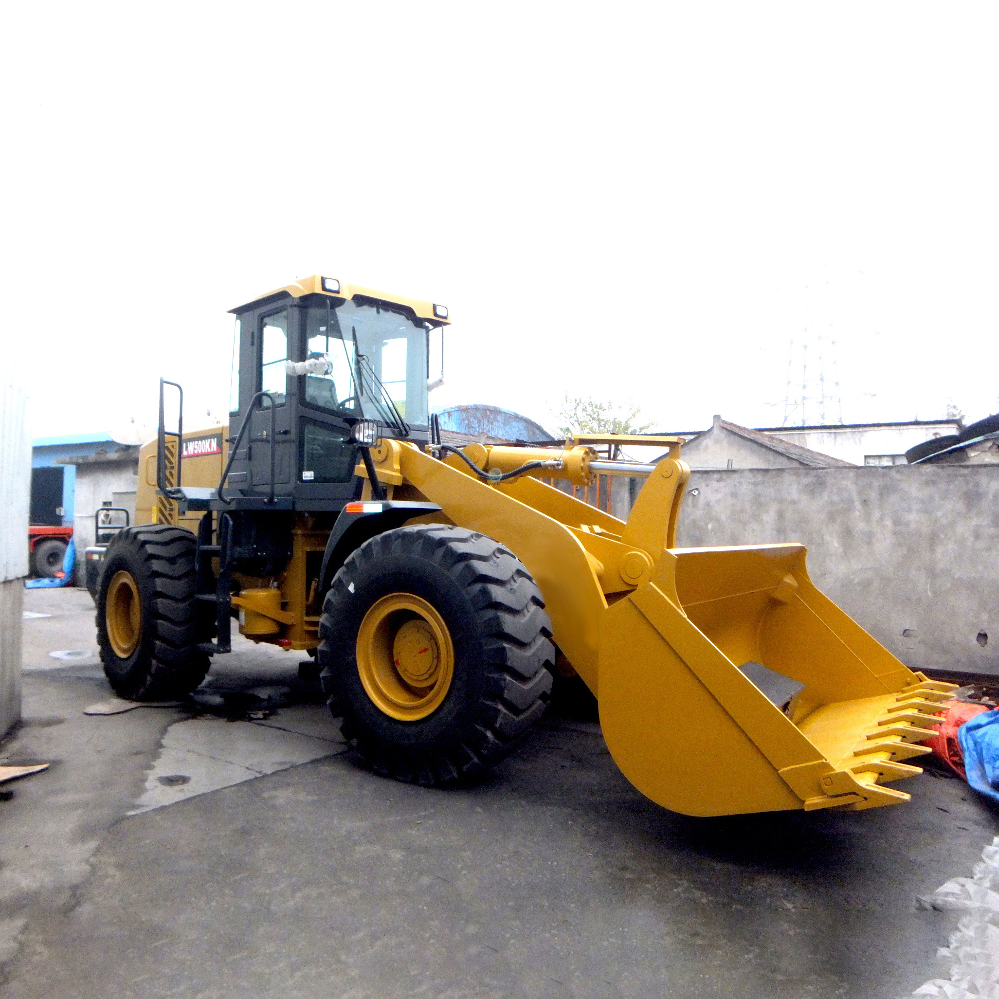 6ton Wheel Loader Lw600kn With Tyre Protection Chains within Earthmoving Machinery