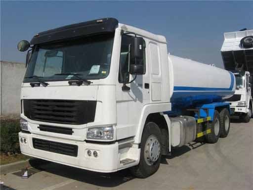 Factory Price Garden Water Tank Sprinkler Truck 15000 20000 30000 Liter 10 Ton Water Tank Truck hot sale for Algeria