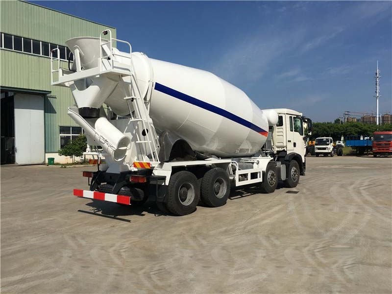 China Top Brand HOWO 8x4 12wheels 16cbm Concrete Mixer Truck Concrete Machinery Concrete Mixers for Sale