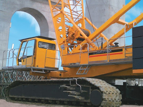 Construction machine with 800 Ton Crawler Crane XGC12000