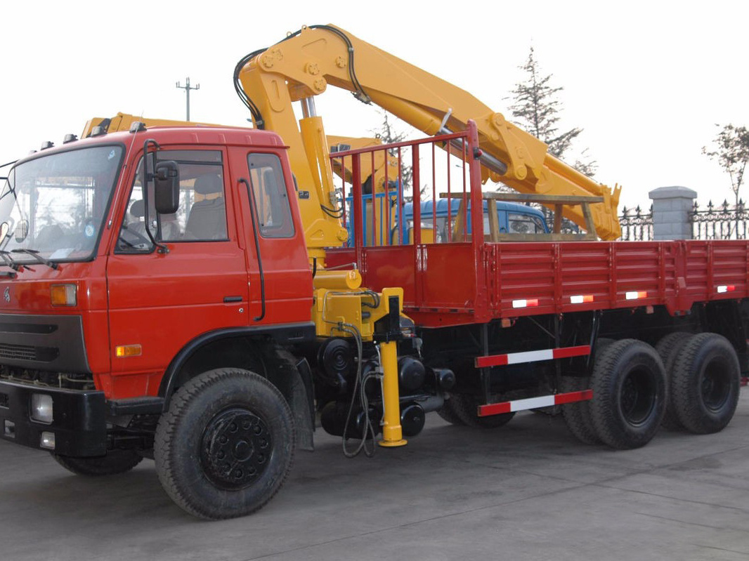 HOWO Official 16 Ton New Hydraulic Knuckle Boom Truck Crane Trailer Crane SQ16ZK4Q Price