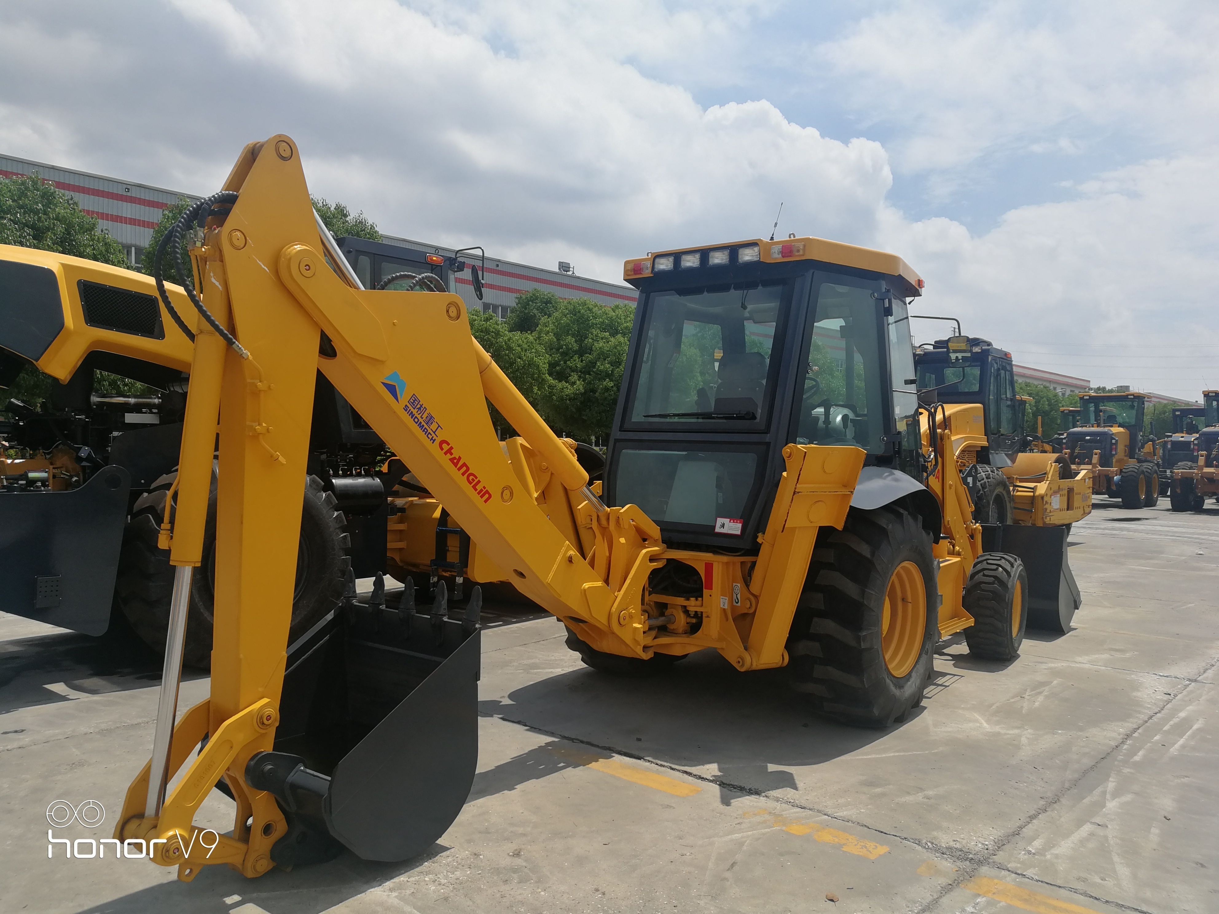 2.5 Ton Small Backhoe Loader And Backhoe Price 4X4 Wheel Drive Loader